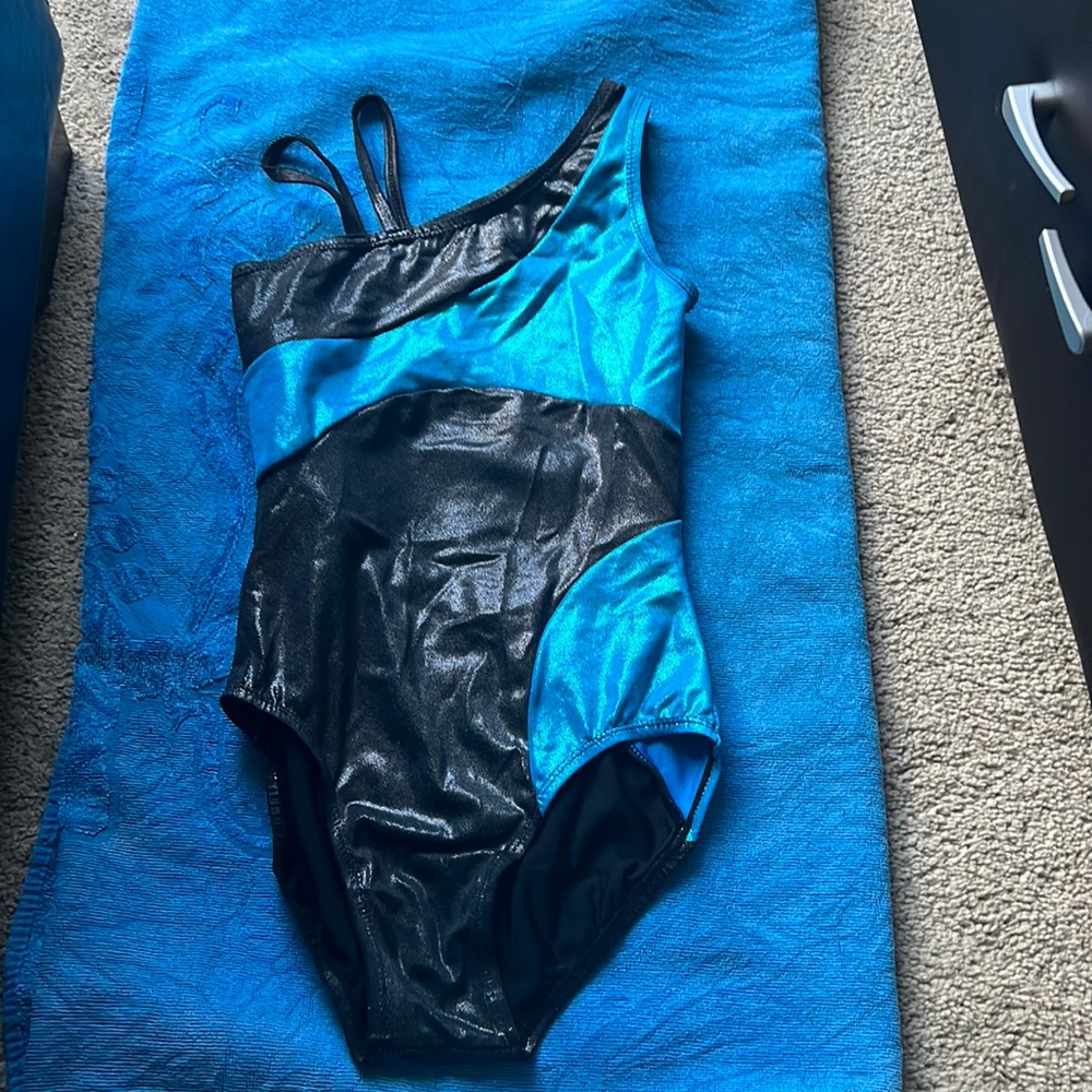 Leotard for pre teens and younger teens